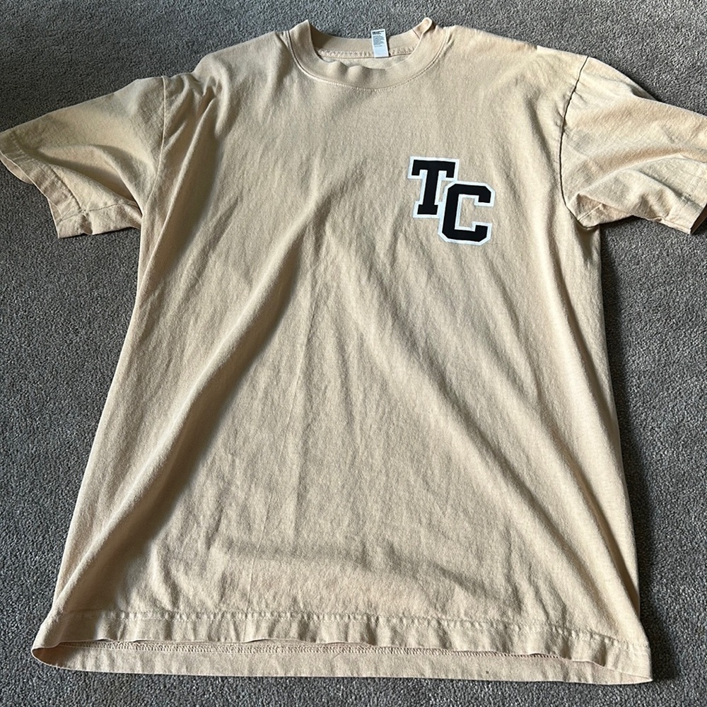 Training Club Badge Varsity Tee